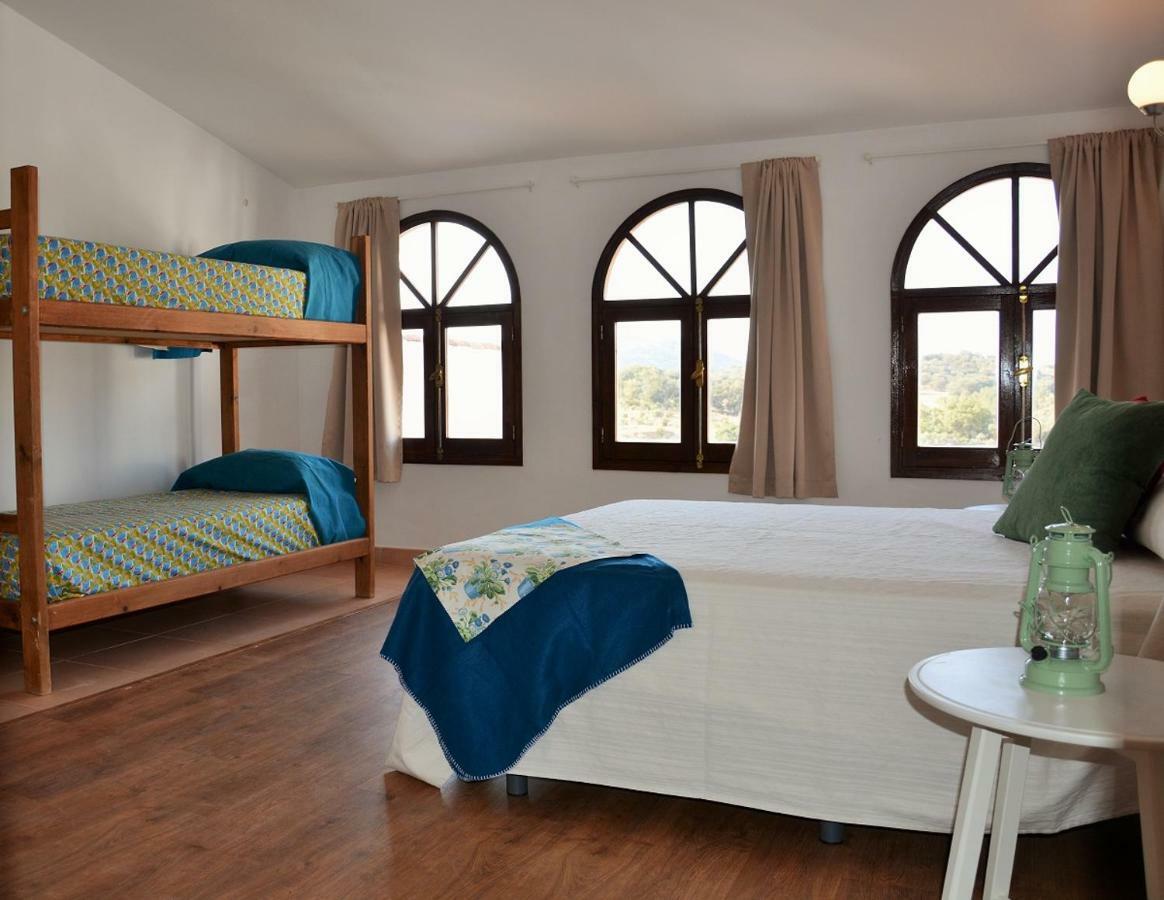 Santa Marta Complejo Rural Con Pista De Padel Guest House Archidona Luaran gambar